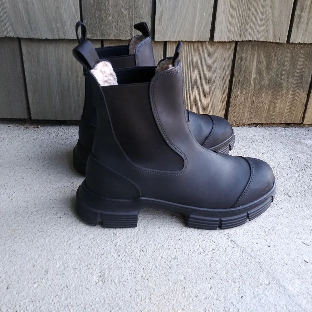 Ganni Black Lug Sole Chunky Heel Rubber Rain Ankle Boots Shoes Size 38 - Picture 2 of 10